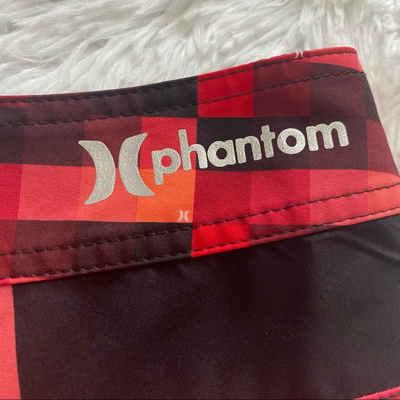 HURLEY | Red & Orange Checkered Phantom Swim Board Shorts - Picture 6 of 7